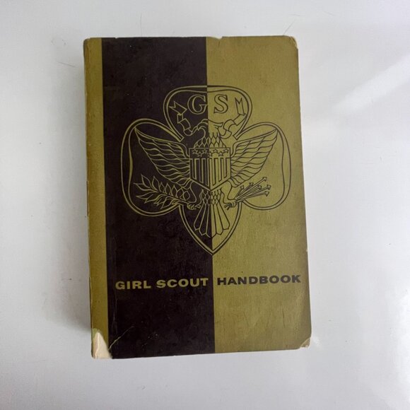 Vintage 1953 Girl Scout Handbook Intermediate Program Soft Cover Manual 1959 - Picture 1 of 6